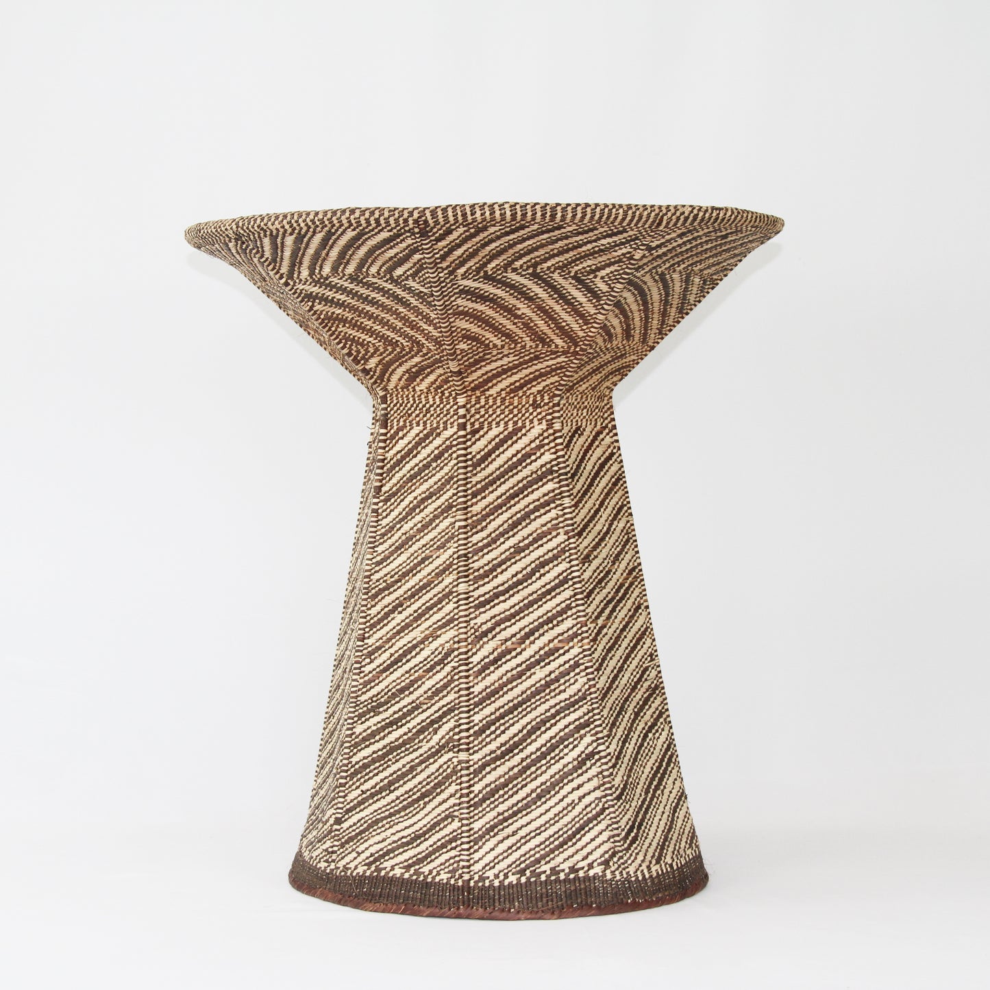 Batonka Table - Traditional 2