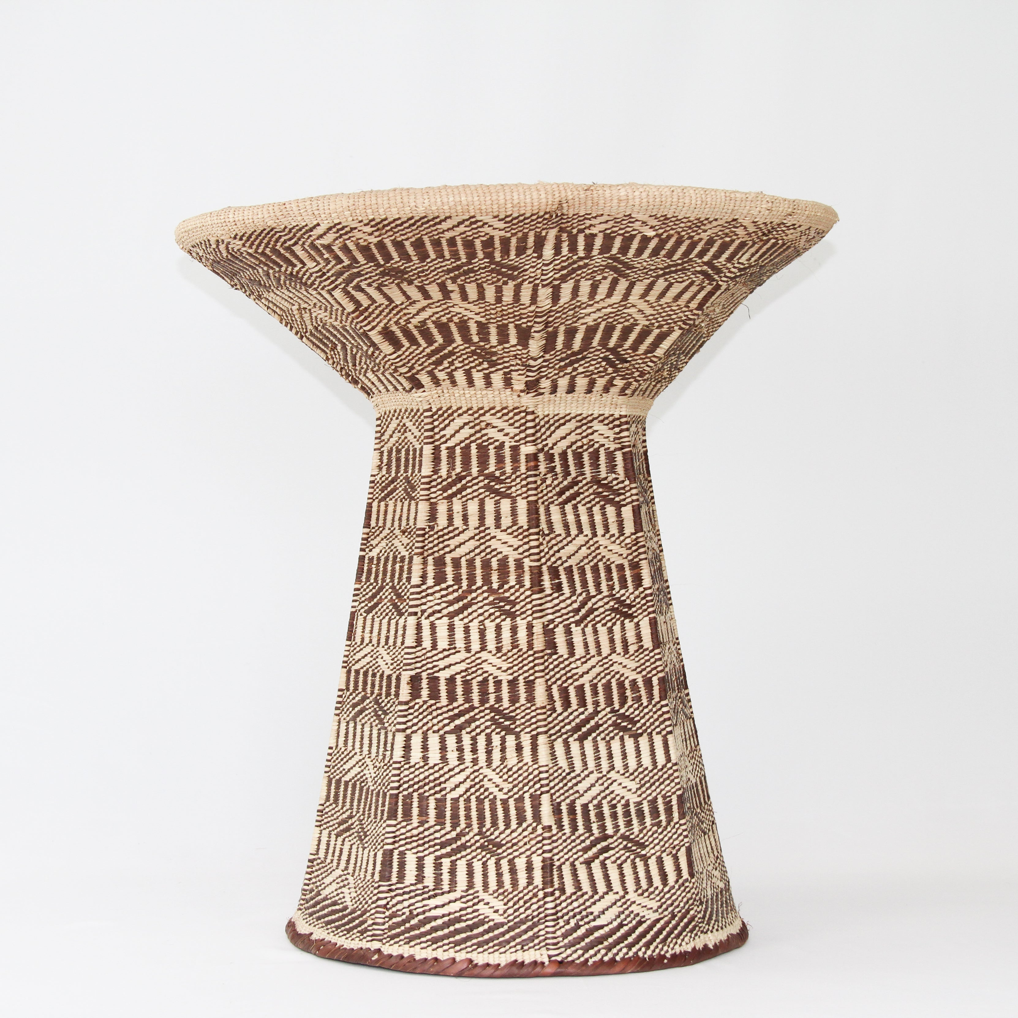 Batonka Table - Traditional 3