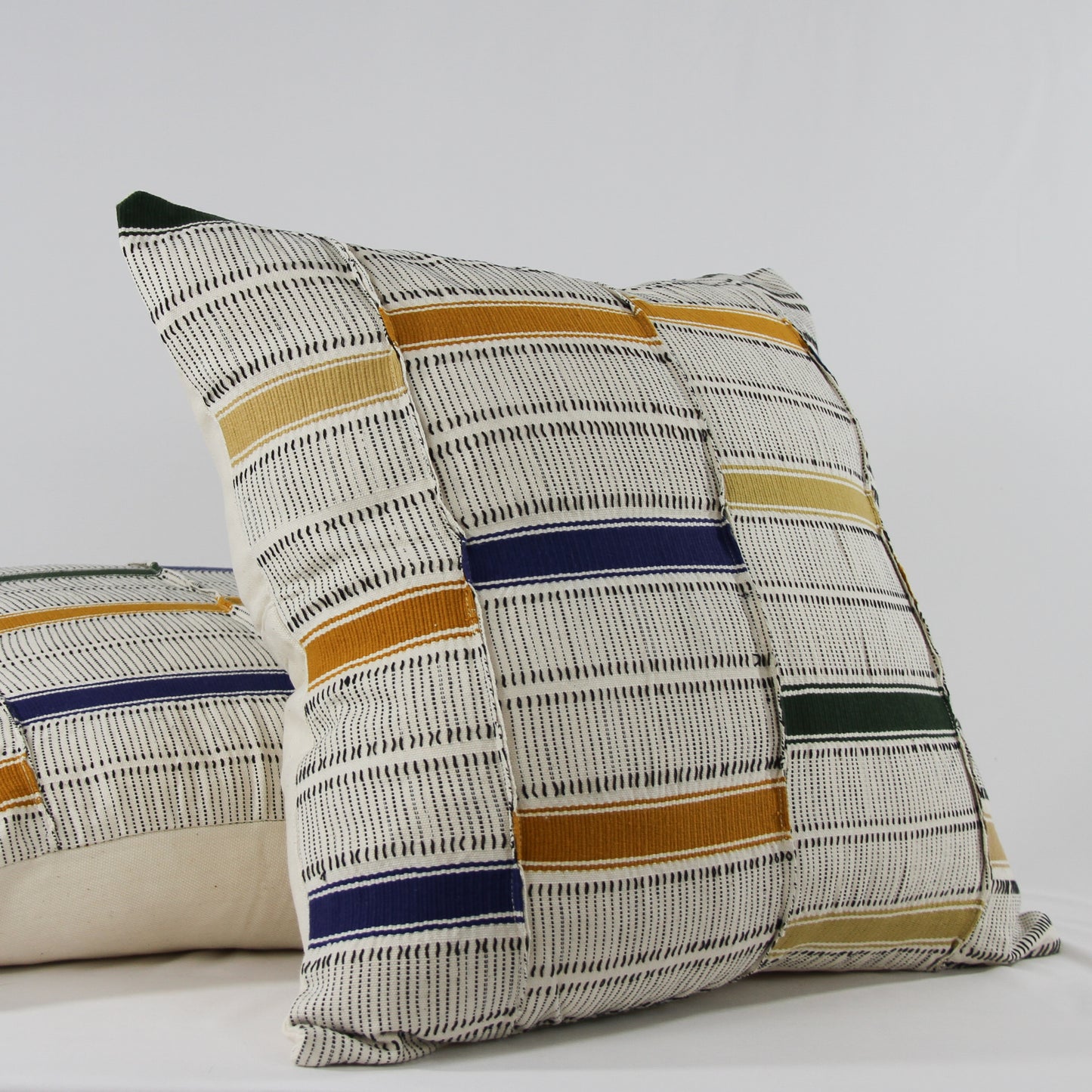 Kente Cushion - Sungura