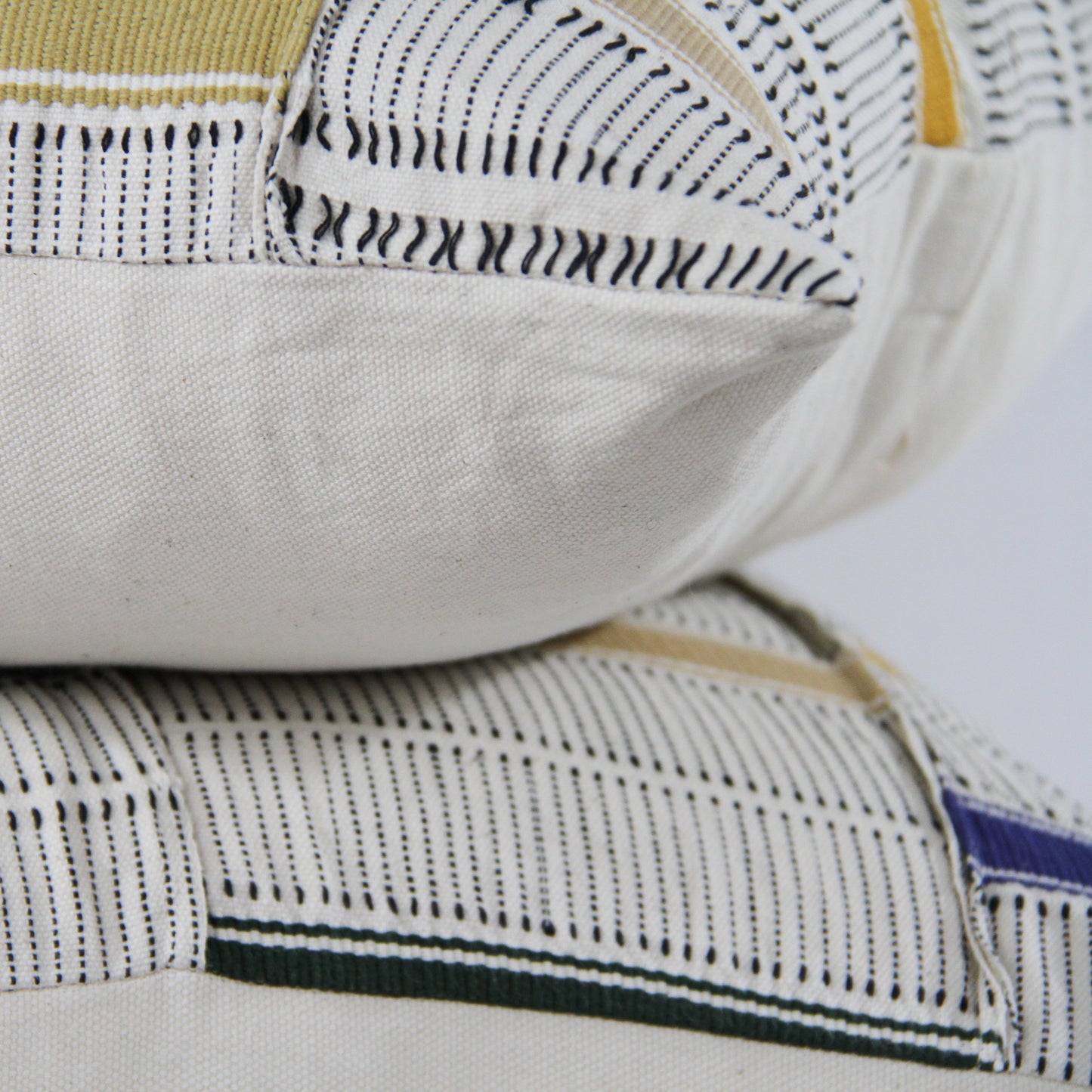 Kente Cushion - Sungura